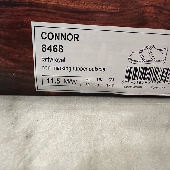 FootMates Tan and Navy Dress Shoes for Kids - Picture 3 of 4